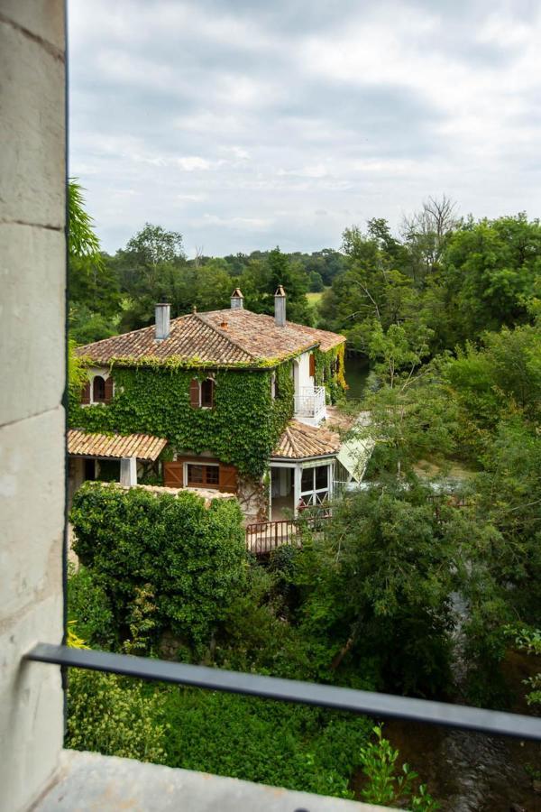 Au Bouchon Hotel Saint-Aigulin Exterior photo